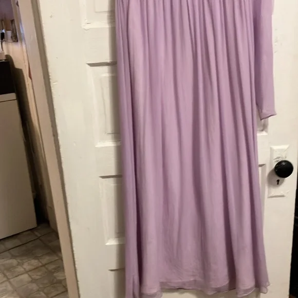 Like new !  100% silk chiffon , lilac color dress with beaded embellishments. - Picture 2 of 15